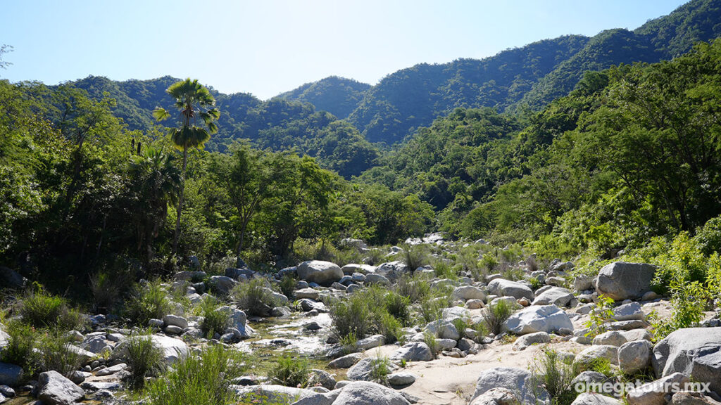 Sierra Waterfalls Tour / Omega Tours Todos Santos
