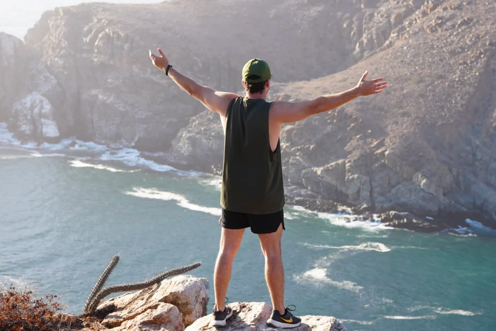CLIFF HIKE