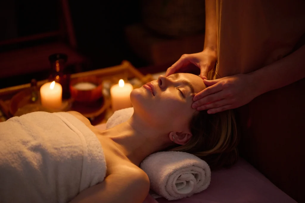 PRIVATE HOLISTIC MASSAGE EXPERIENCE 15