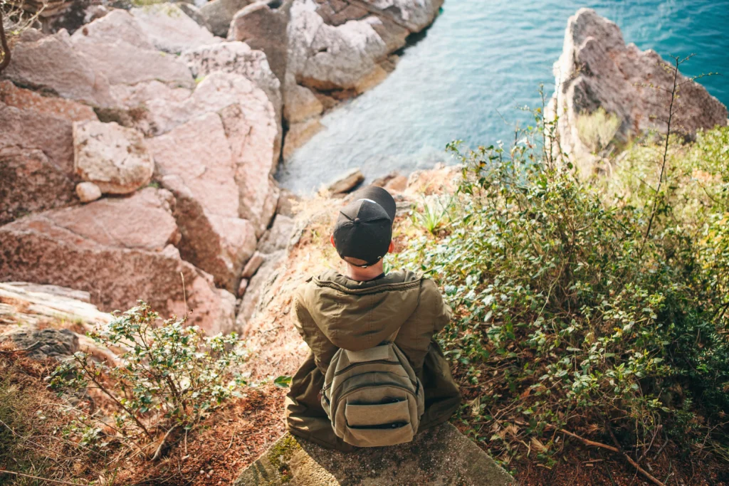 cliffhike 3
